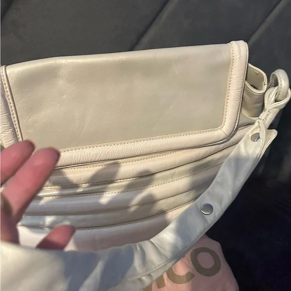Rare Mimco leather pearl white bag a must see very elegant! - Picture 2 of 11